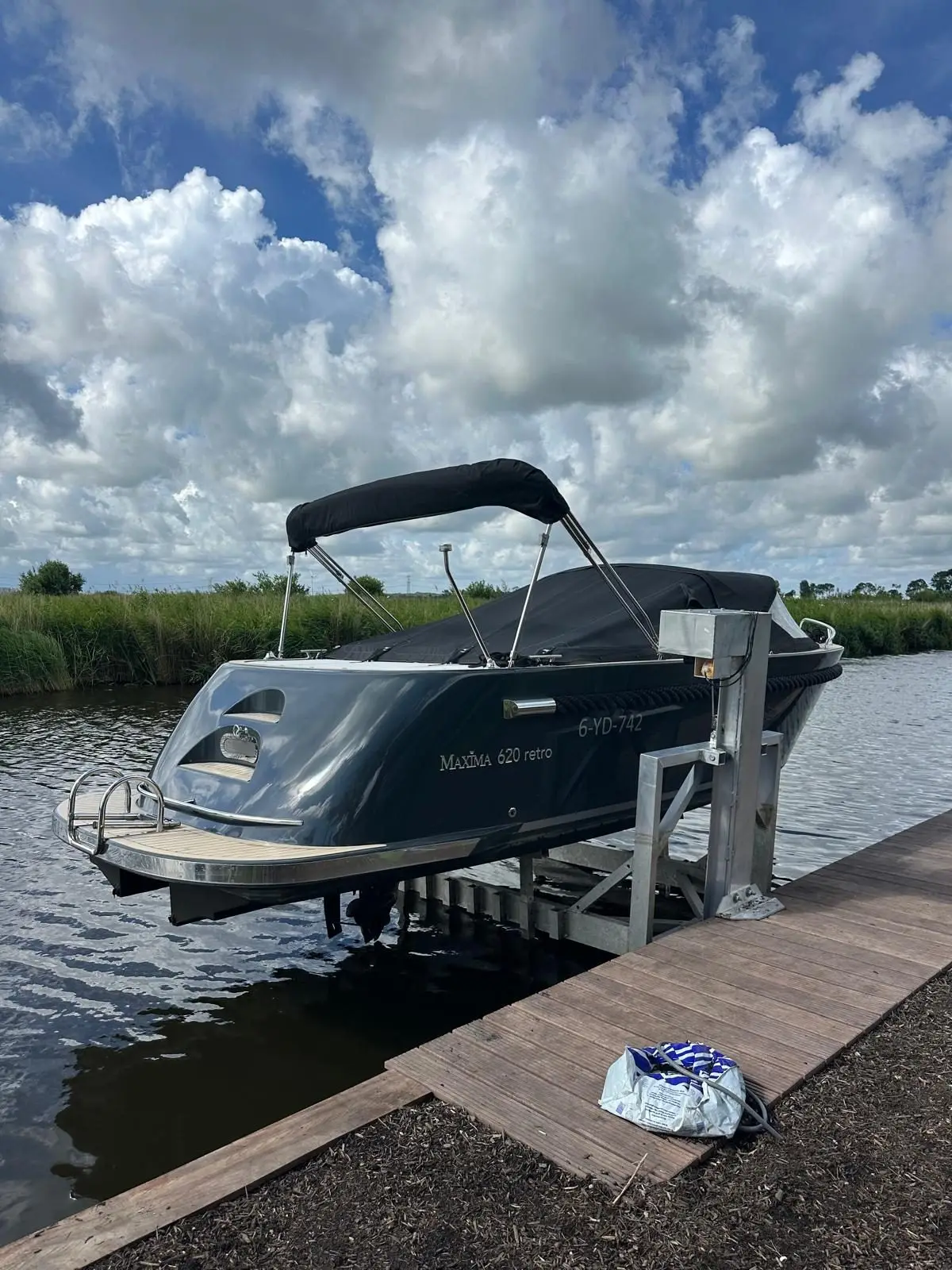 Bootlift, project Kadelift in Westzaan – 1.200 kg hefvermogen
