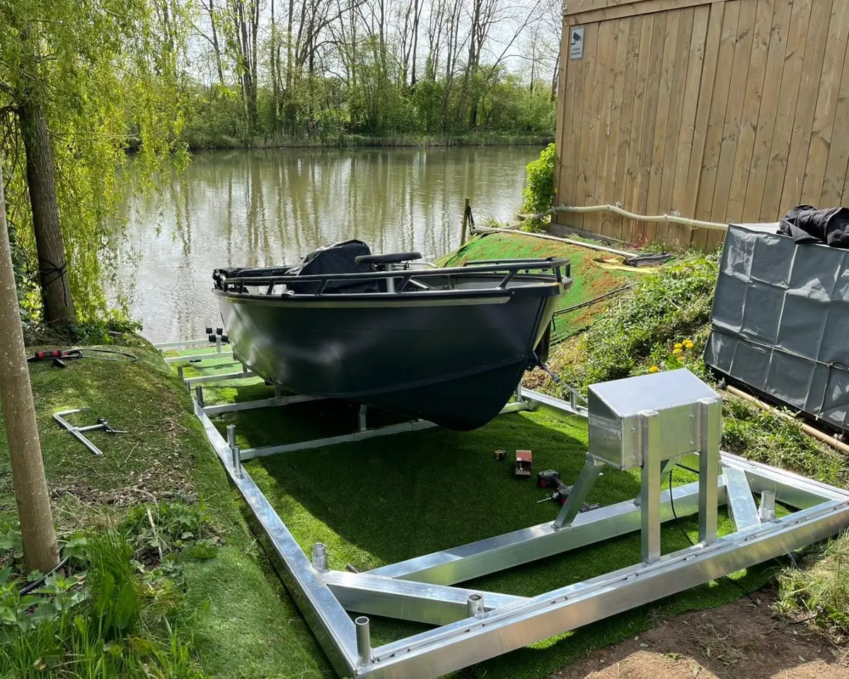 Bootoverkapping, project Bootoverkapping met hellingframe in Bunnik – 6 x 2,5 meter – foto 1