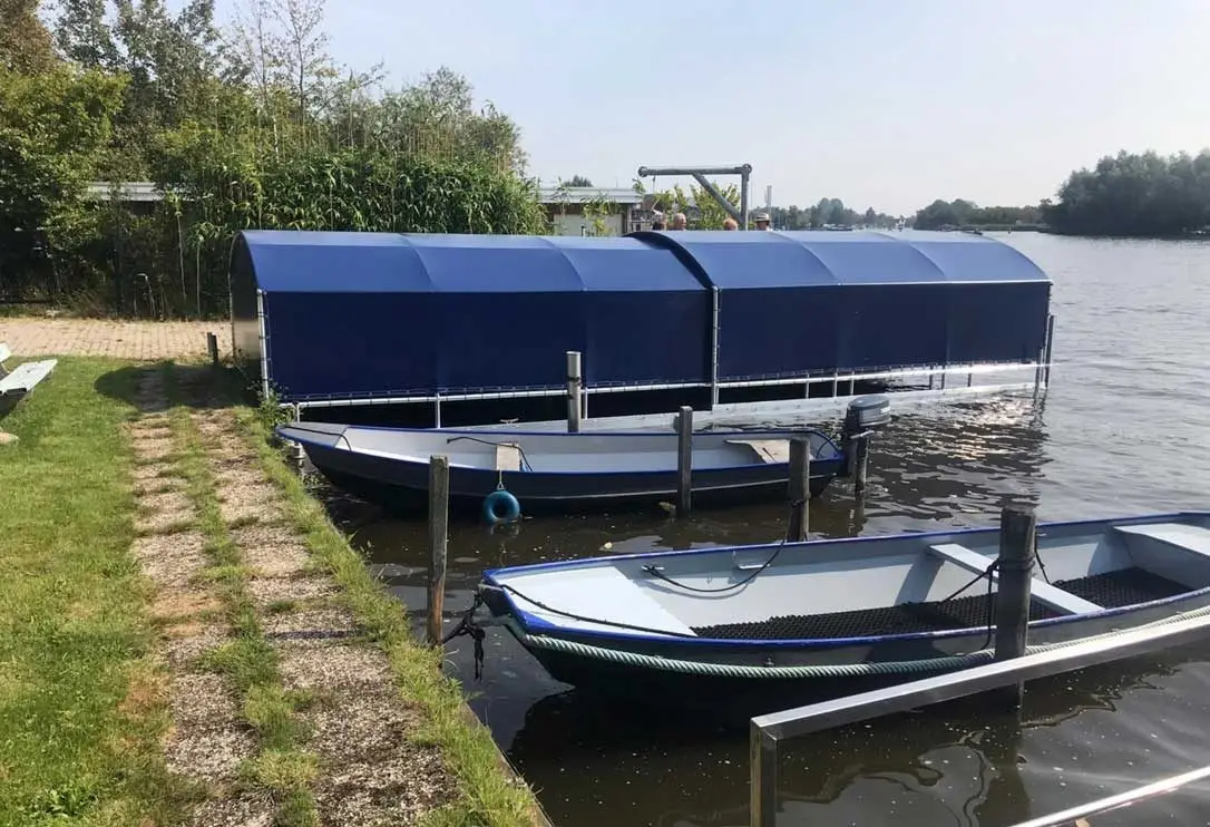 Bootoverkapping, project Bootoverkapping Drijf-Drijf in Eernewoude – 10 x 3,5 meter