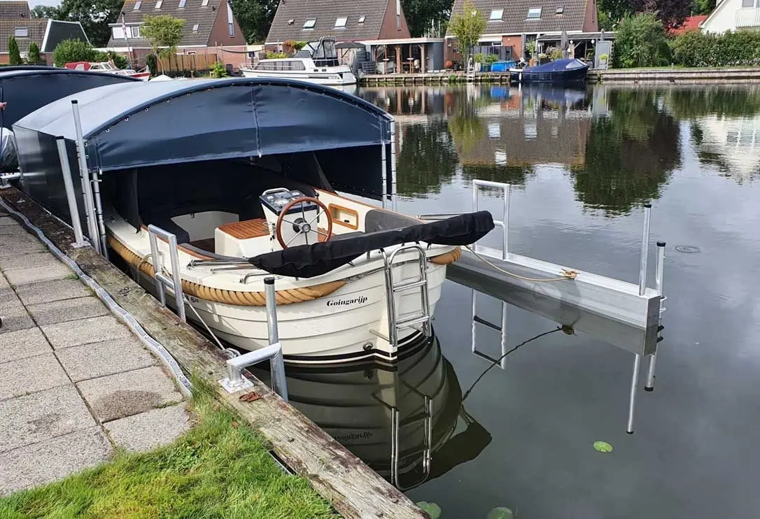Bootoverkapping, project Bootoverkapping Drijf-Drijf in Goingarijp – 7 x 3 meter – foto 1