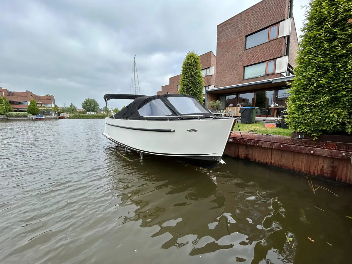 Bootlift, project Kadelift in Leeuwarden-Zuiderburen – 1.200 kg hefvermogen